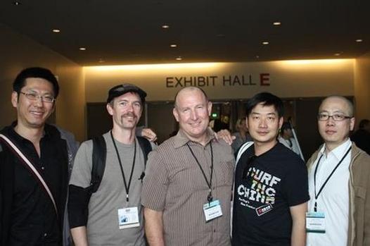 Left to right: Lai En