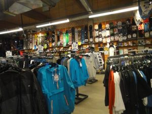 Canada retail tour: Pacific Boarder, Underworld, Comor, Boardroom