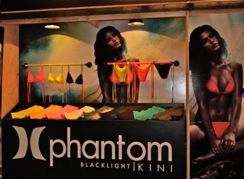 Hurley's new phantomkini