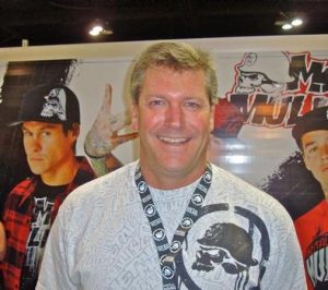 Metal Mulisha begins selling on Facebook