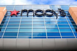 Some retailers report strong Aug. comps