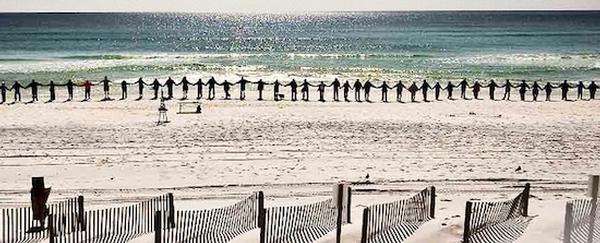 Courtesy of Hands Across the Sand