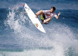 Quiksilver expands Dane Reynolds sponsorship