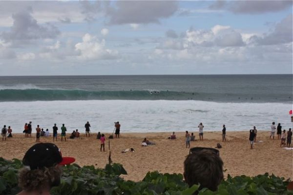 The North Shore – visiting Billabong, Quiksilver houses