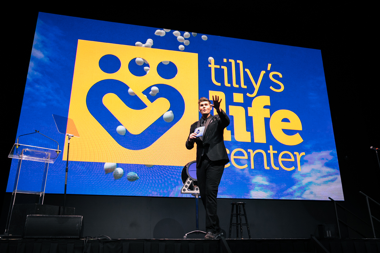 Christian Ford Impresses the Crowd with a Las Vegas-Style Magic and Comedy Show
