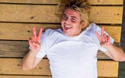 Volcom Signs Noa Deane