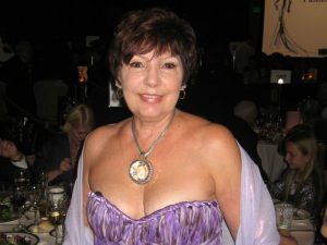 Prominent Swim Executive Susan Crank Dies
