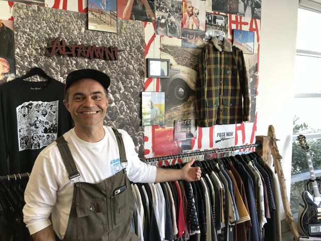 Pierre Andrí© Senizergues in Altamont's new offices in Newport Beach - photo by SES