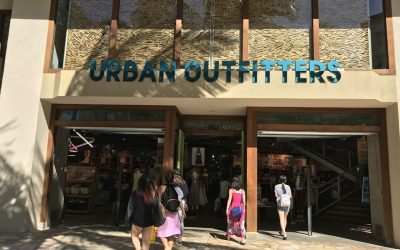 Two Senior Executives Depart Urban Outfitters Chain