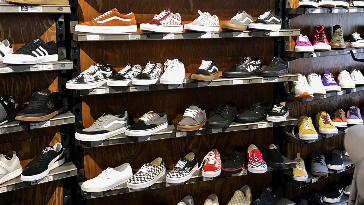 BTS18 Vans Zumiez