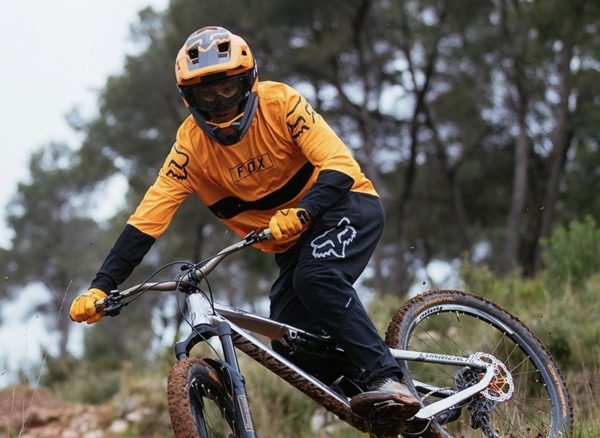 Fox Racing Acquired by Vista Outdoor