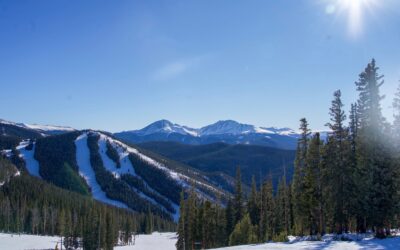 Late Season Surge Helps Vail Resorts