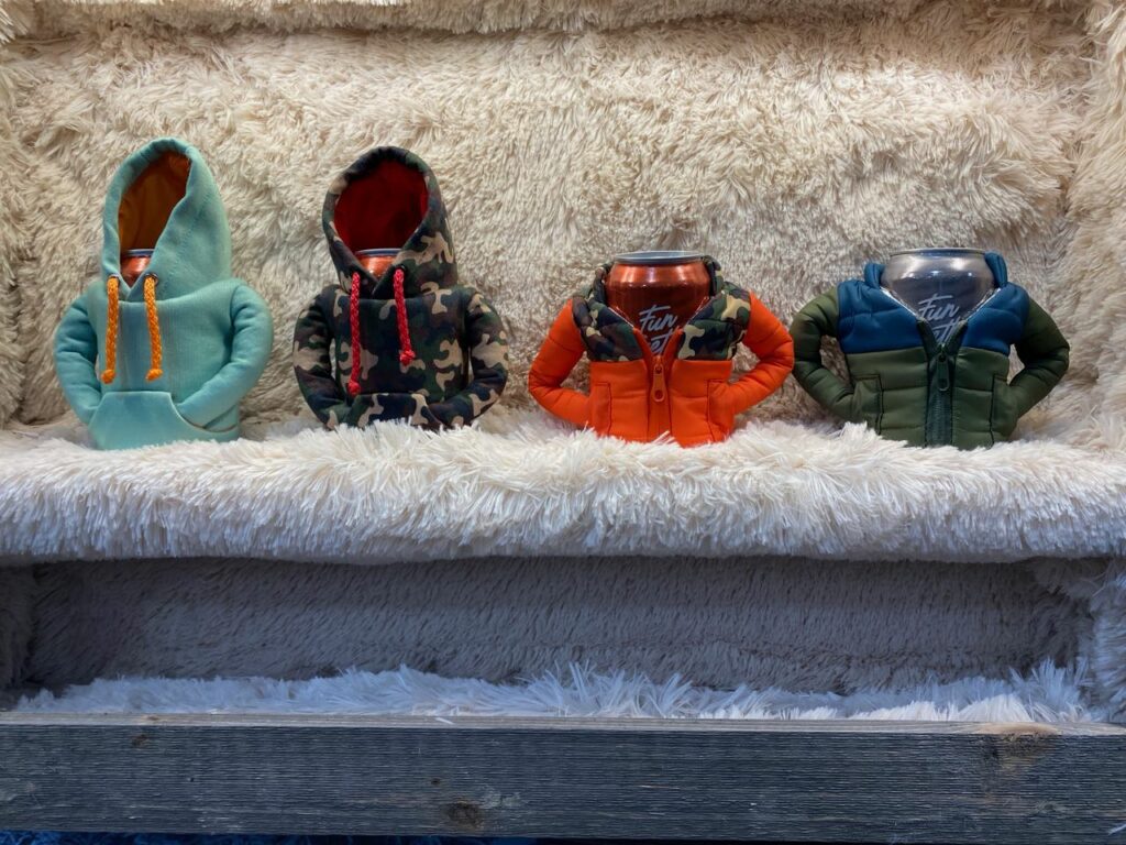 Puffin drink koozies