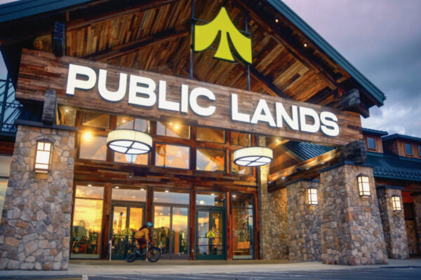 Breaking: Dick’s Sporting Goods to Acquire Moosejaw From Walmart