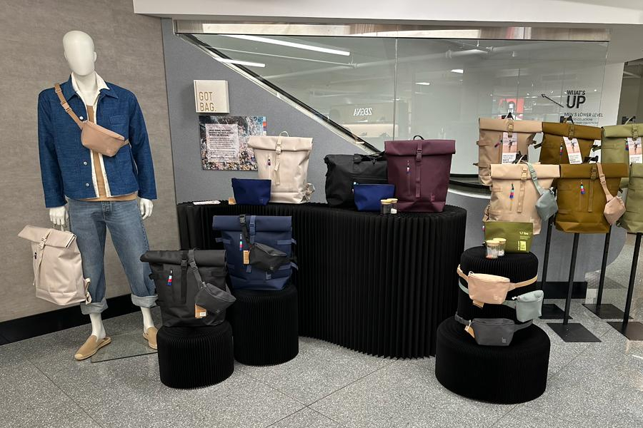 Bloomingdales Display GOT Bag resized again 1