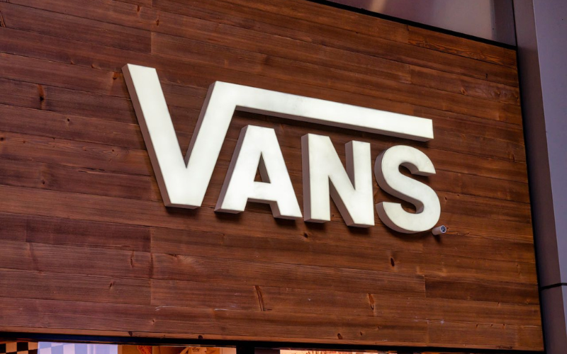 Vans Adobe