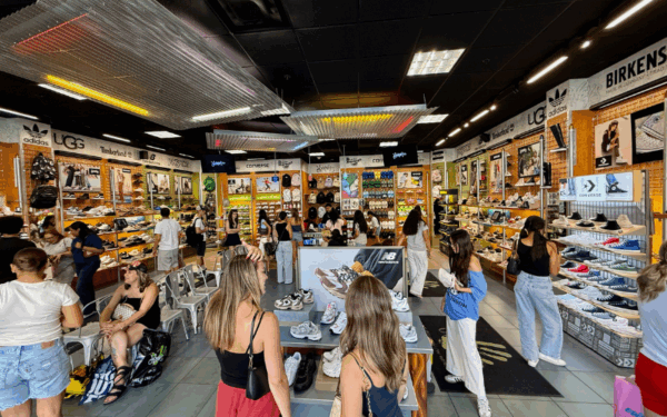 Journeys’ Comp Sales Surge Drives Genesco’s Q2 Beat