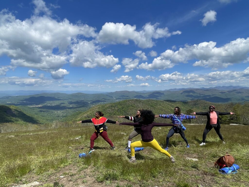 oga Hike - Asheville Wellness Tours