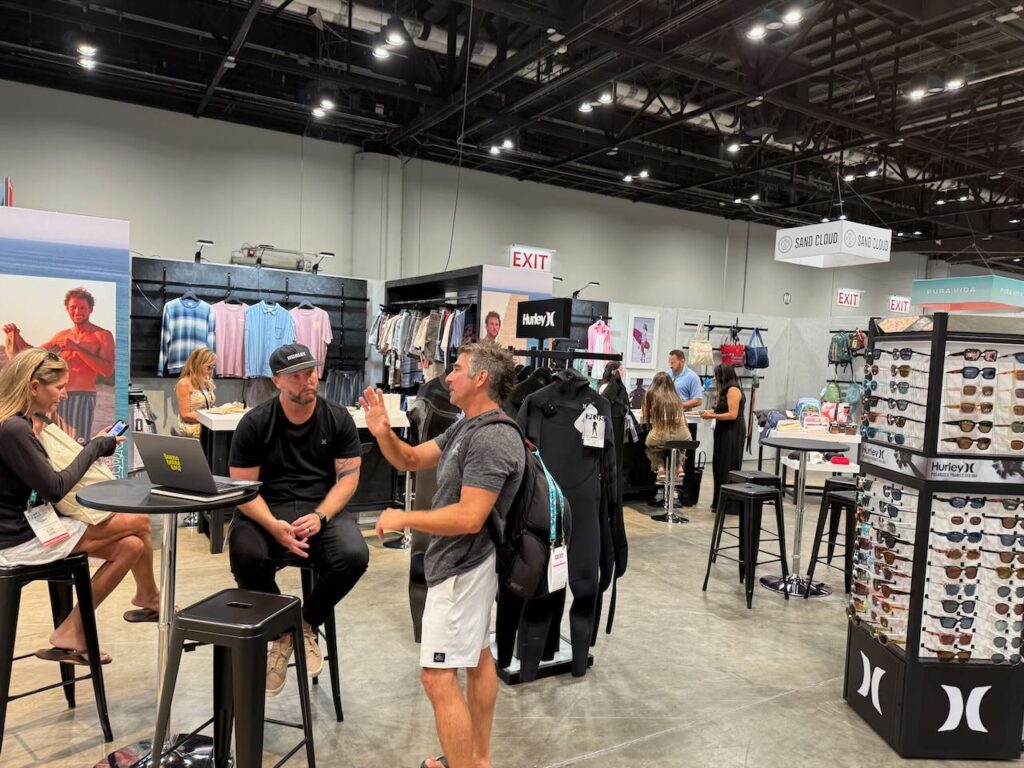 Hurley owner Bluestar Alliance did a good job of merging the licensees into a cohesive space. Photo by SESO.