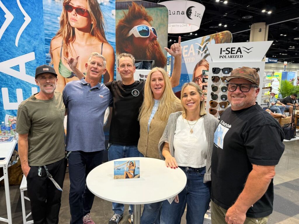 Team I-SEA: Dutch Schultz, Joey Santley, Don Dyer, Allison Singer and Erin and Scott Bouchard.