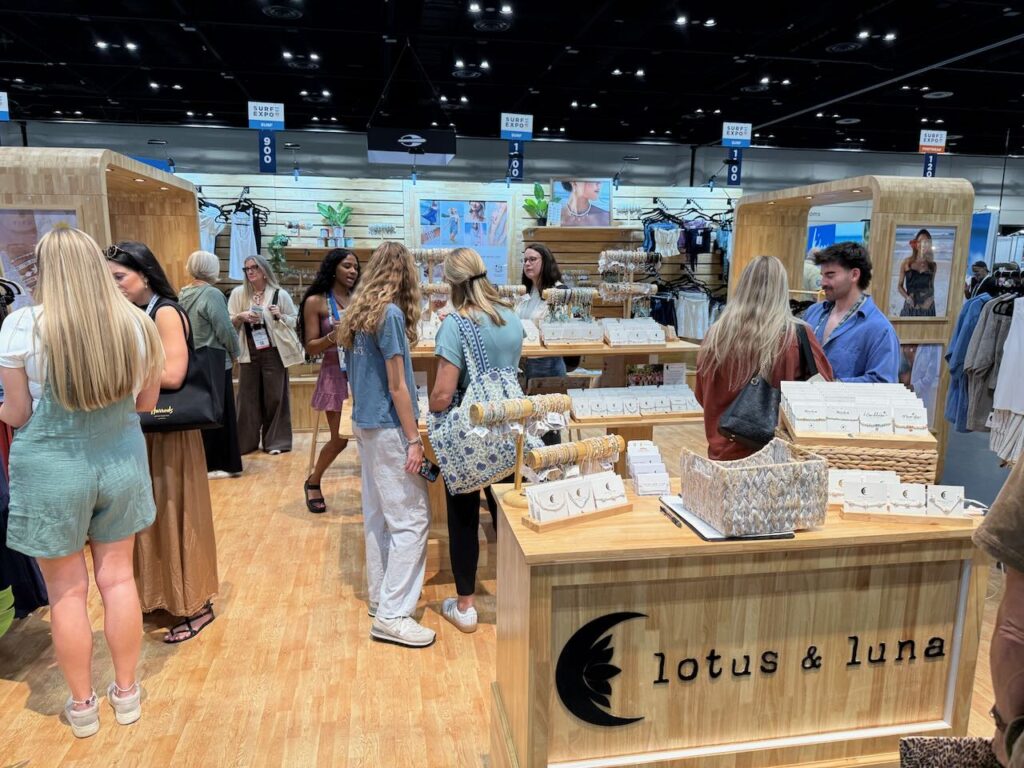 Lotus & Luna debuted a new booth. 