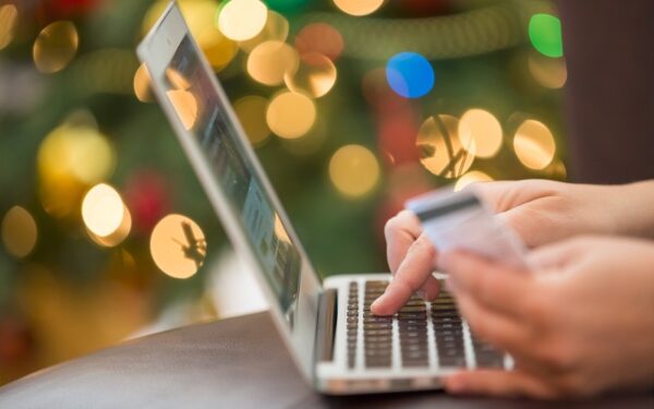 Adobe Forecasts Record $275.1 Billion in U.S. Holiday Online Sales