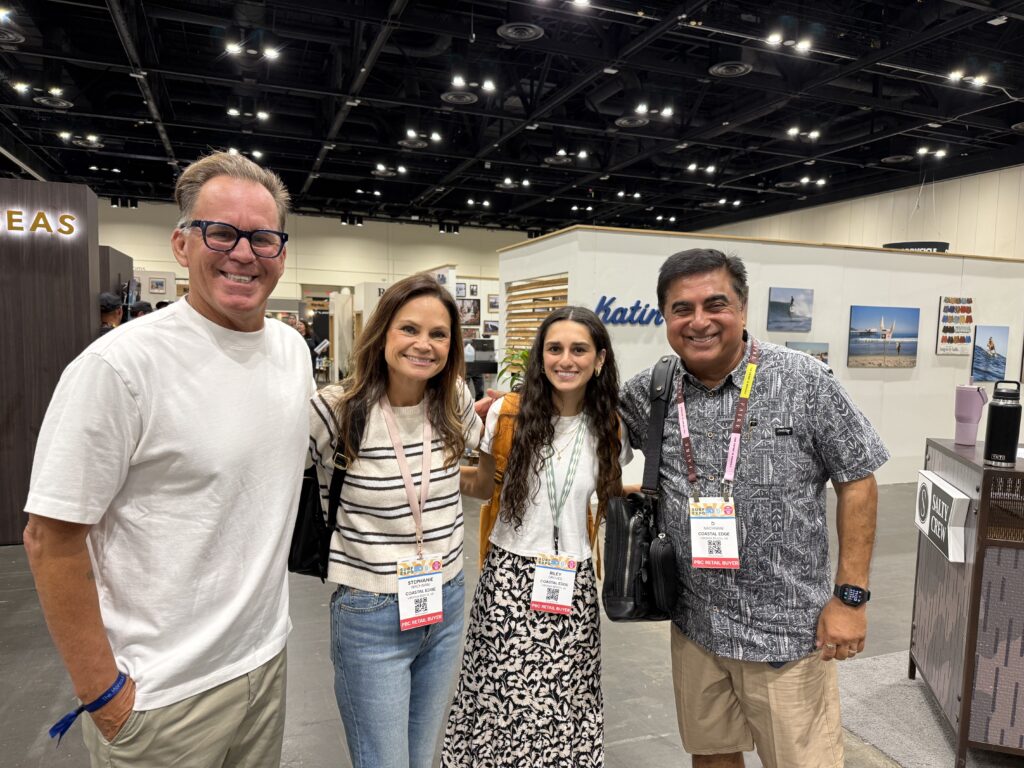 Dale Rhodes of Katin with Stephanie Nachnani, Riley Groves and D. Nachnani of Coastal Edge. Photo by SESO.