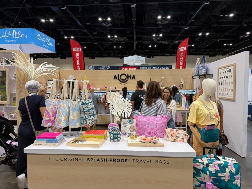 Aloha Collection had one of the busiest booths at the show. Photo by SESO.